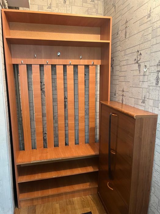 Шкаф прихожка и шкаф для обуви