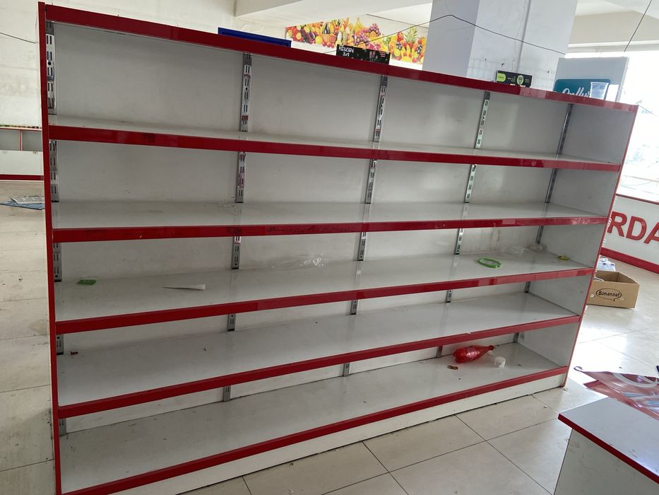 Dokon uchun vetrina garantya