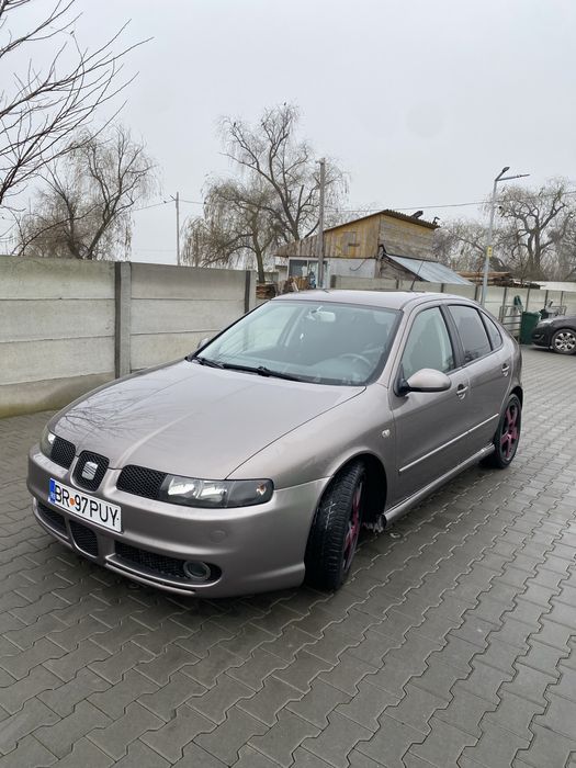 Vând Seat Leon 1M