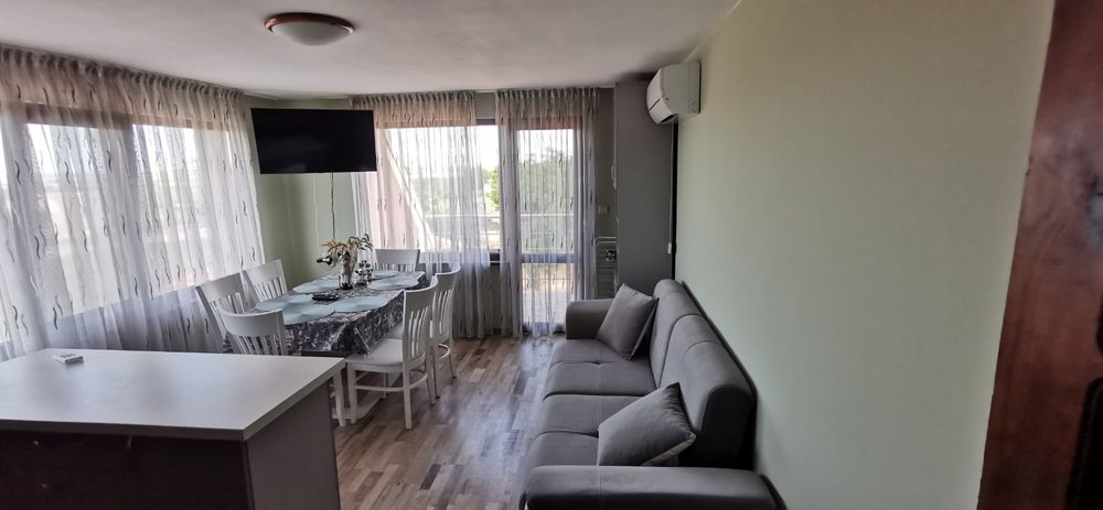 Дава се под наем Етаж от къща в с. Дуранкулак, Област Добрич - 120 кв.м за 51 € - Снимка #9