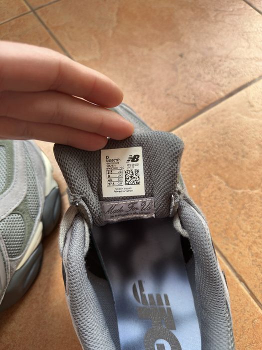 Обувки New Balance 9060