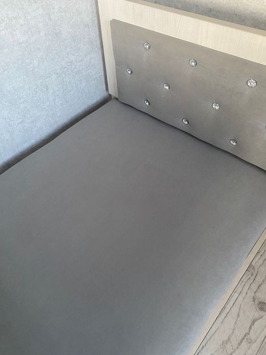 Кровать односпальный