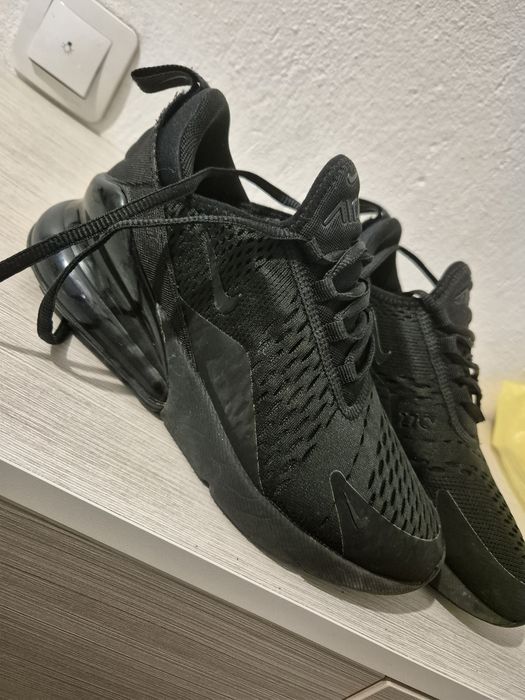 Маратонки Nike air max 270