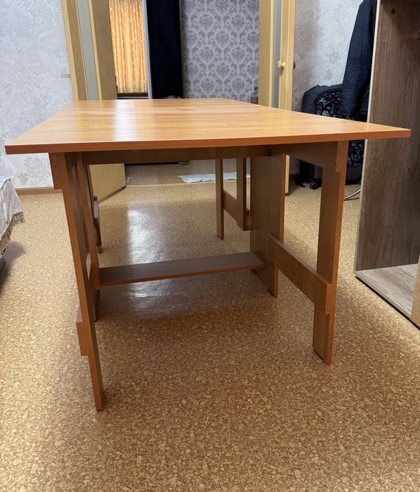 Продам стол-книжка