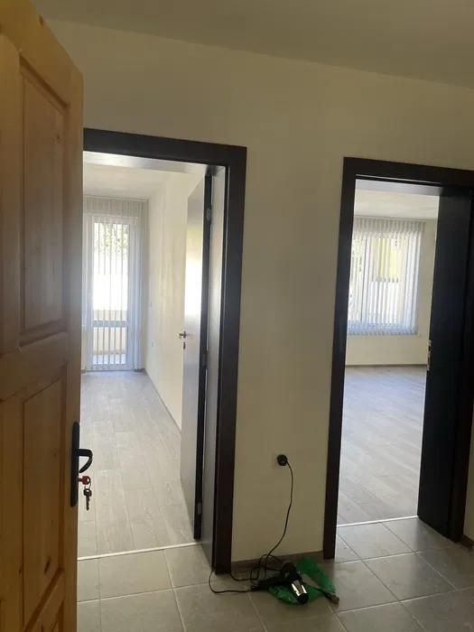 Офис, под наем, Център