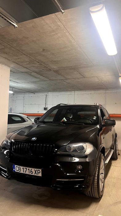 Продавам  си личният автомобил BMW X5 E70