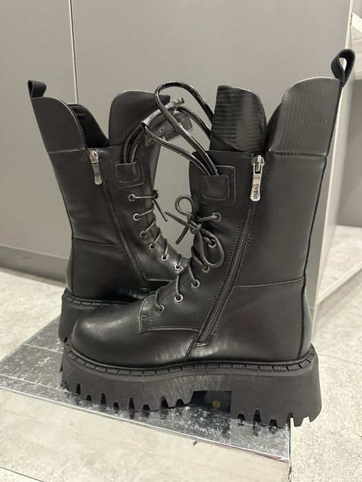 Продам зимние сапоги