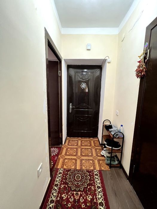 1-хана. Квартира сатылады, 27мкр 1 этаж, 27м.кв