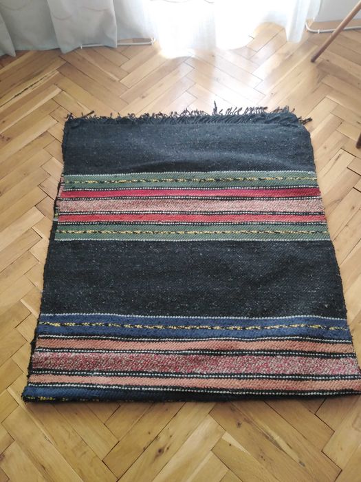 Ръчно тъкани вълнени черги