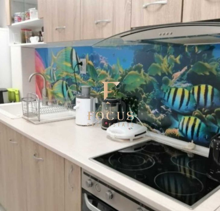 Продава се Тристаен апартамент в Пловдив, Кършияка - 100 кв.м за 1650 €/кв.м - Снимка #2