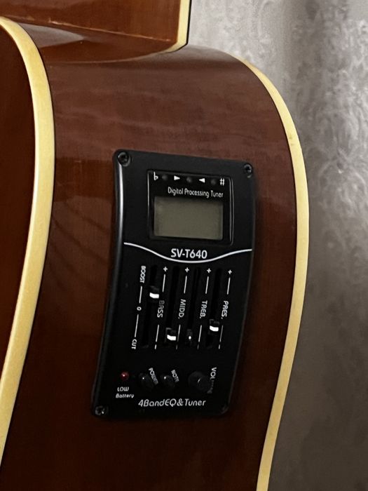 Электронный-акустическая 12 струнная гитара