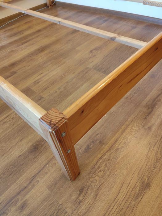 Спалня за матрак 1,40 на 1,90 м