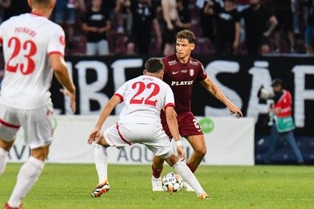 Echipament oficial de meci Macron FC Dinamo Bucuresti 24/25 marimea M/L