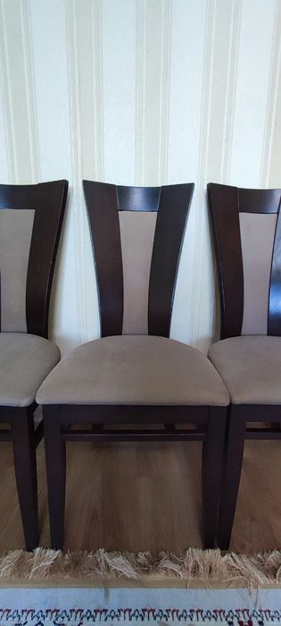 Продам стулья 8 штук