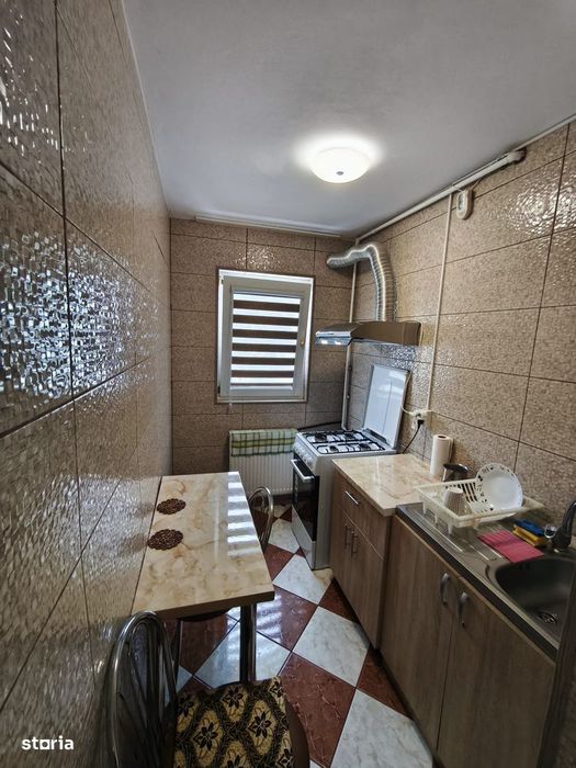 ROANDY - Apartament 2 camere renovat,mobilat si utilat-Malu Rosu