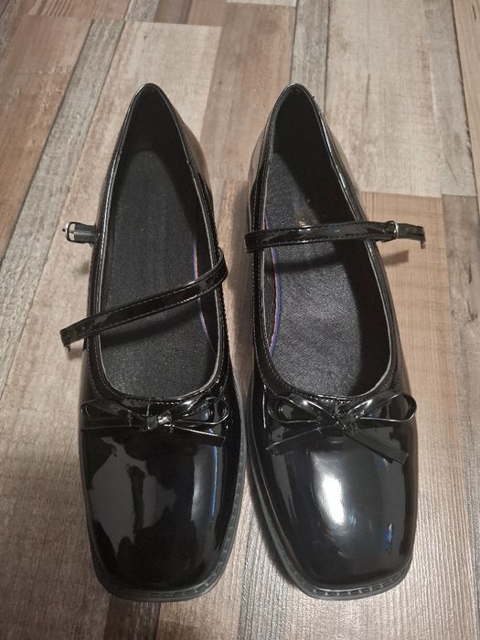 Pantofi mărimea 41.5
