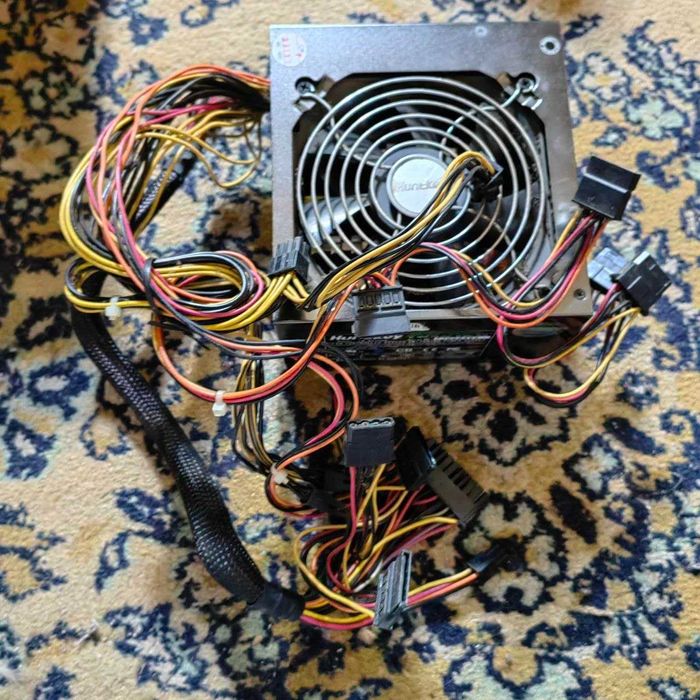 Блок питания huntkey lw 6550hg 550w