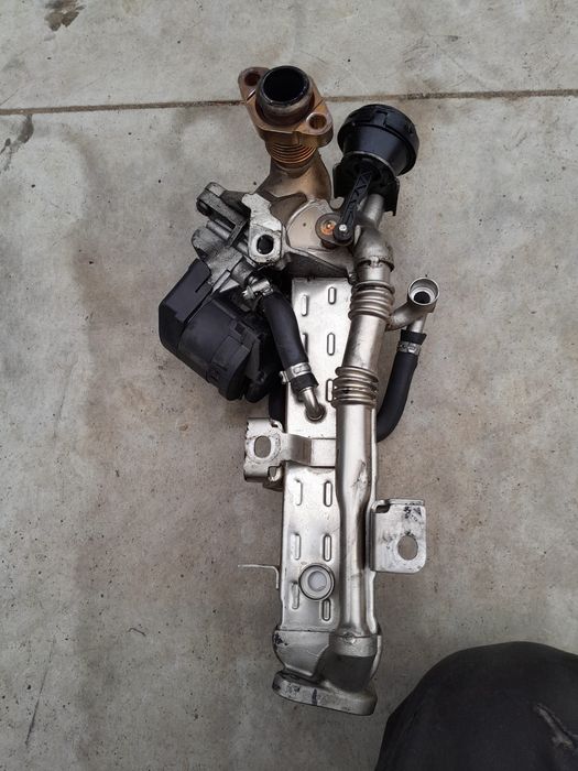 Racitor gaze egr Bmw 330d 530d 3.0 d n57d30a cod 8476993 Suceava • OLX.ro