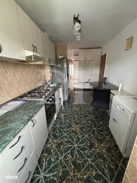 Apartament spațios cu 4 camere – Calea Florești, Cluj-Napoca