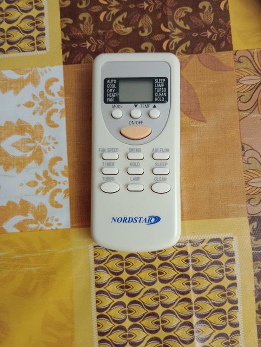 Продавам климатик NORDSTAR-12 000 BTU използван.