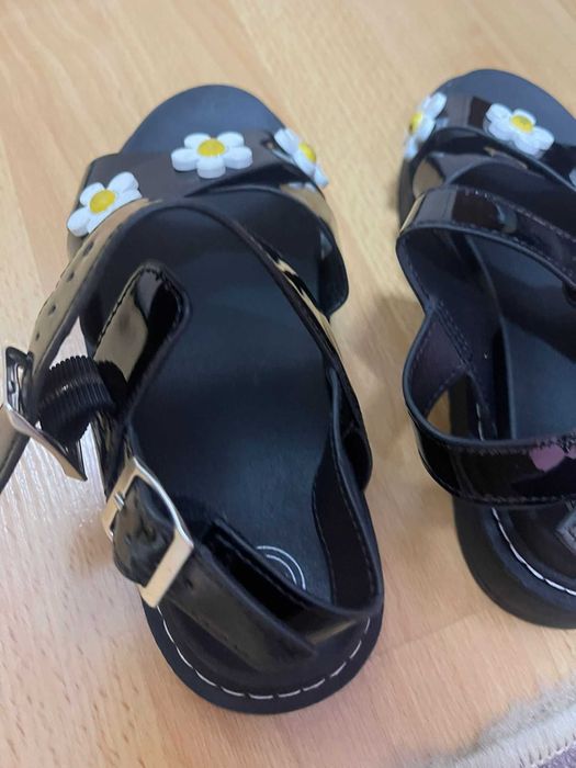 Детски   сандали