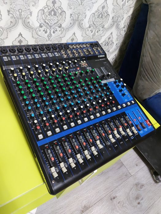 Поссевни пулть оригинал