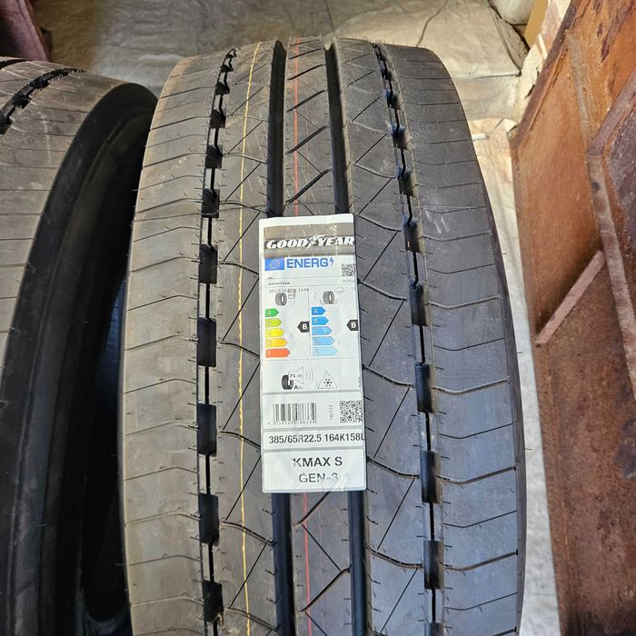 Нови тежкотоварни гуми 385/65R22.5 Goodyear KMaX S Gen-3 HL 164K 158L DOT4925 made in Luxembourg