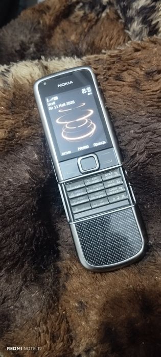 Nokia 8800 carbon