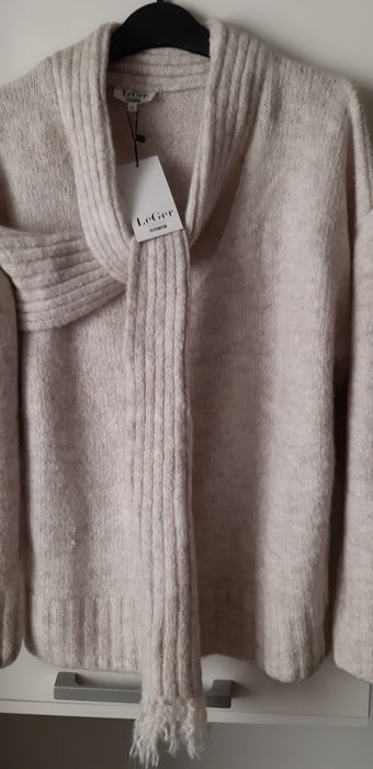 Pulover Le Ger nou din casmir lana vascoza si poliamida,model superb L