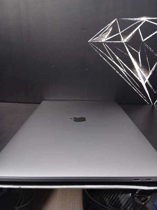 macbook pro 16 i9 • Anunturi gratuite • OLX.ro