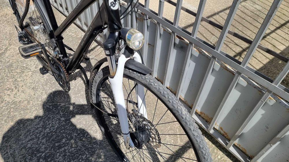 Хидравлика-велосипед 28 цола BIKEMANUFAKTUR-шест месеца гаранция