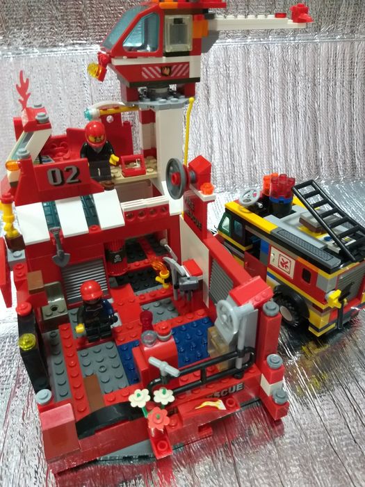 Пожарная станция, Lego