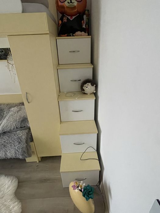 Set mobilier pentru camera