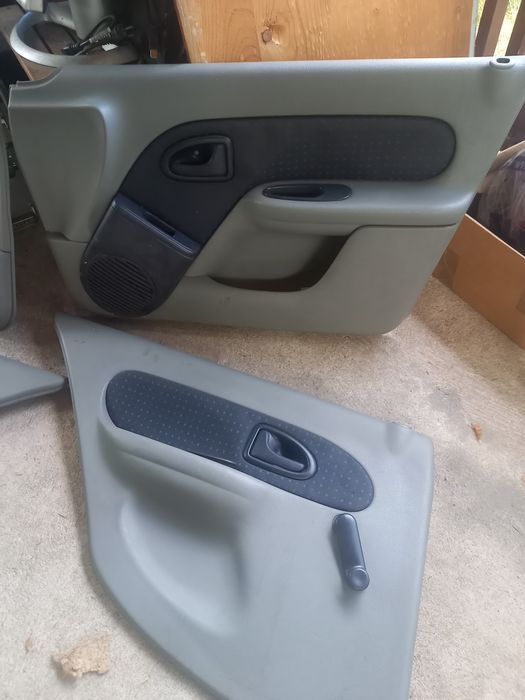 Fete Usi interior Renault Clio 2 satoze usi