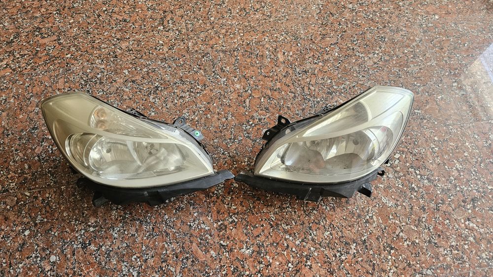 Оригинални Фарове за RENAULT 3