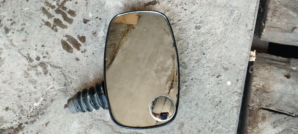 Продам зеркало наружное