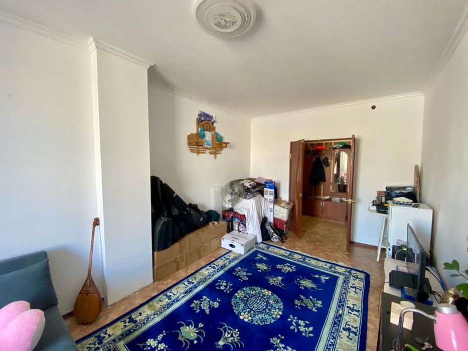 Продается 2 комн квартира , не студия