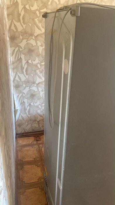 Холодильник и телевизор