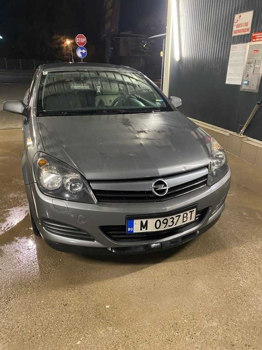 Opel Astra H GTC 1.4i