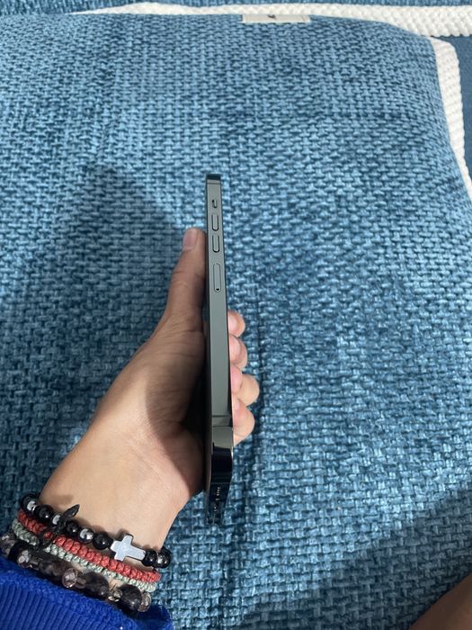 Iphone 13 Pro Max 81% батерия