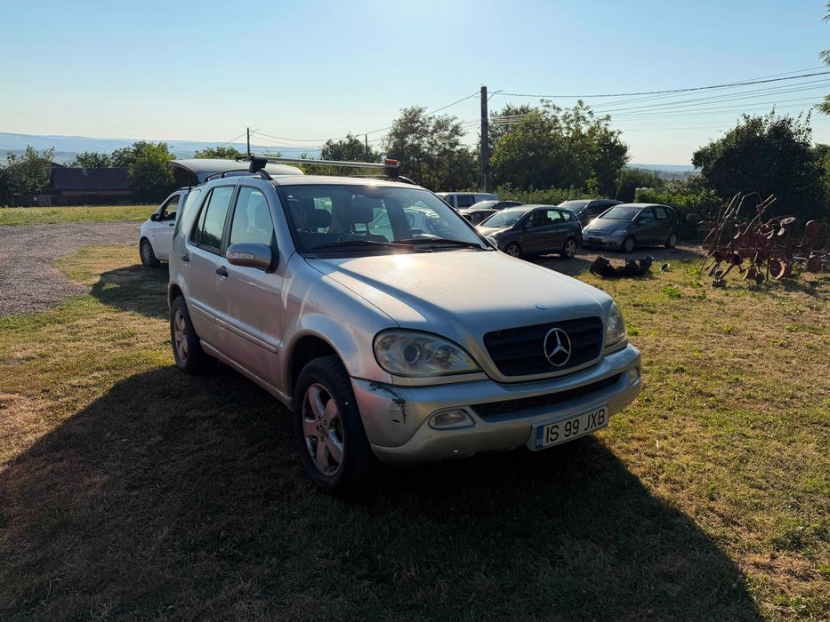 Mercedes-Benz ML270 CDI automat carlig