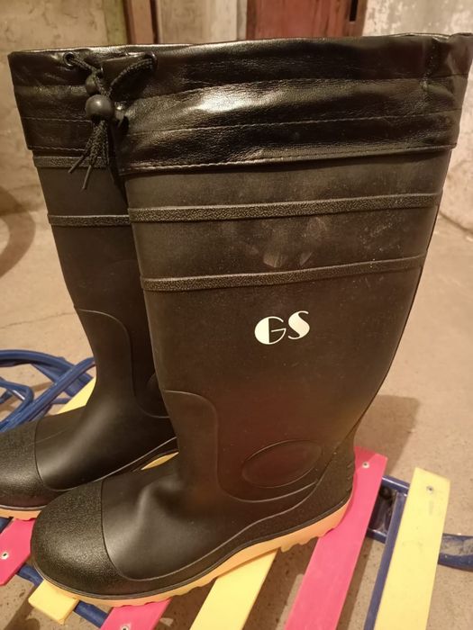 Сапоги резиновый новый