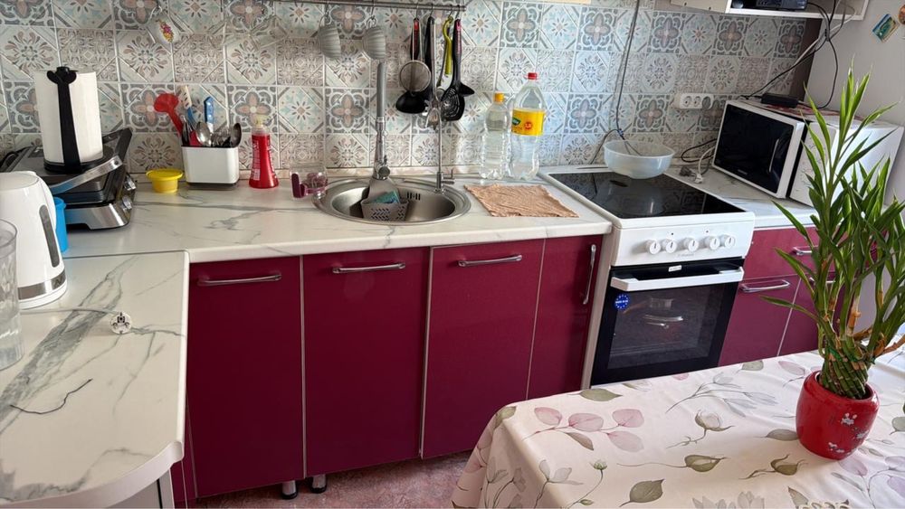 Кухонный гарнитур СРОЧНО