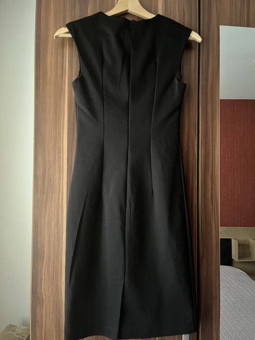 Черна офис рокля Mohito