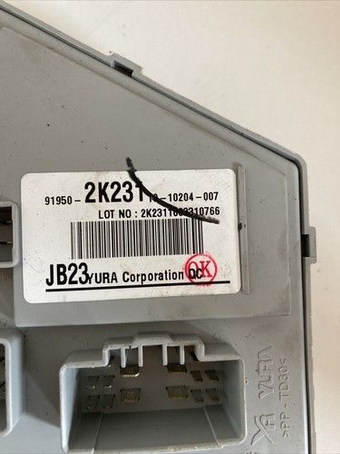 Кутия за предпазители за KIA Soul 1.6 CRDi (2011) 91950-2K231