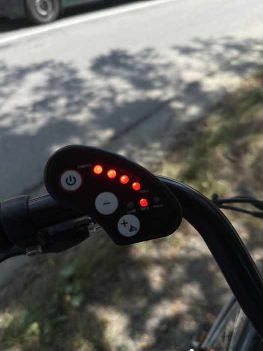 Vand bicicleta electrica NOUA