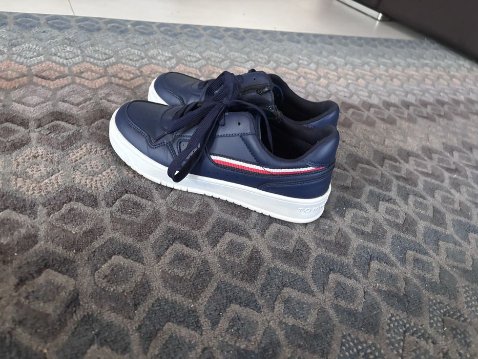 Vand adidasi Tommy Hilfiger