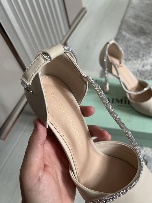 Туфли от JOSINY 39 размер