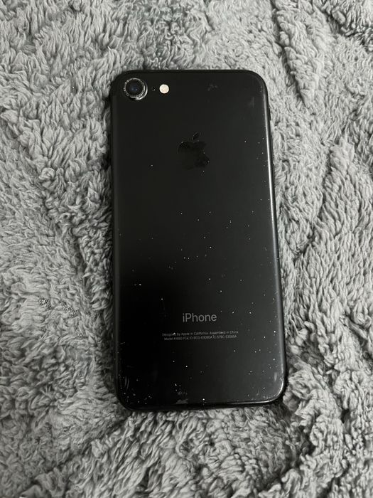 айфон 7 32гб продаю срочно