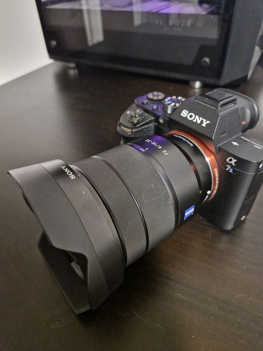 Obiectiv foto Sony 16-35mm f4